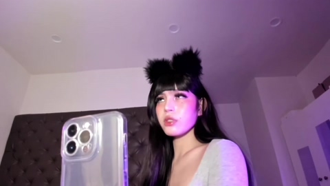 _alluring_christie_  30-10-2022